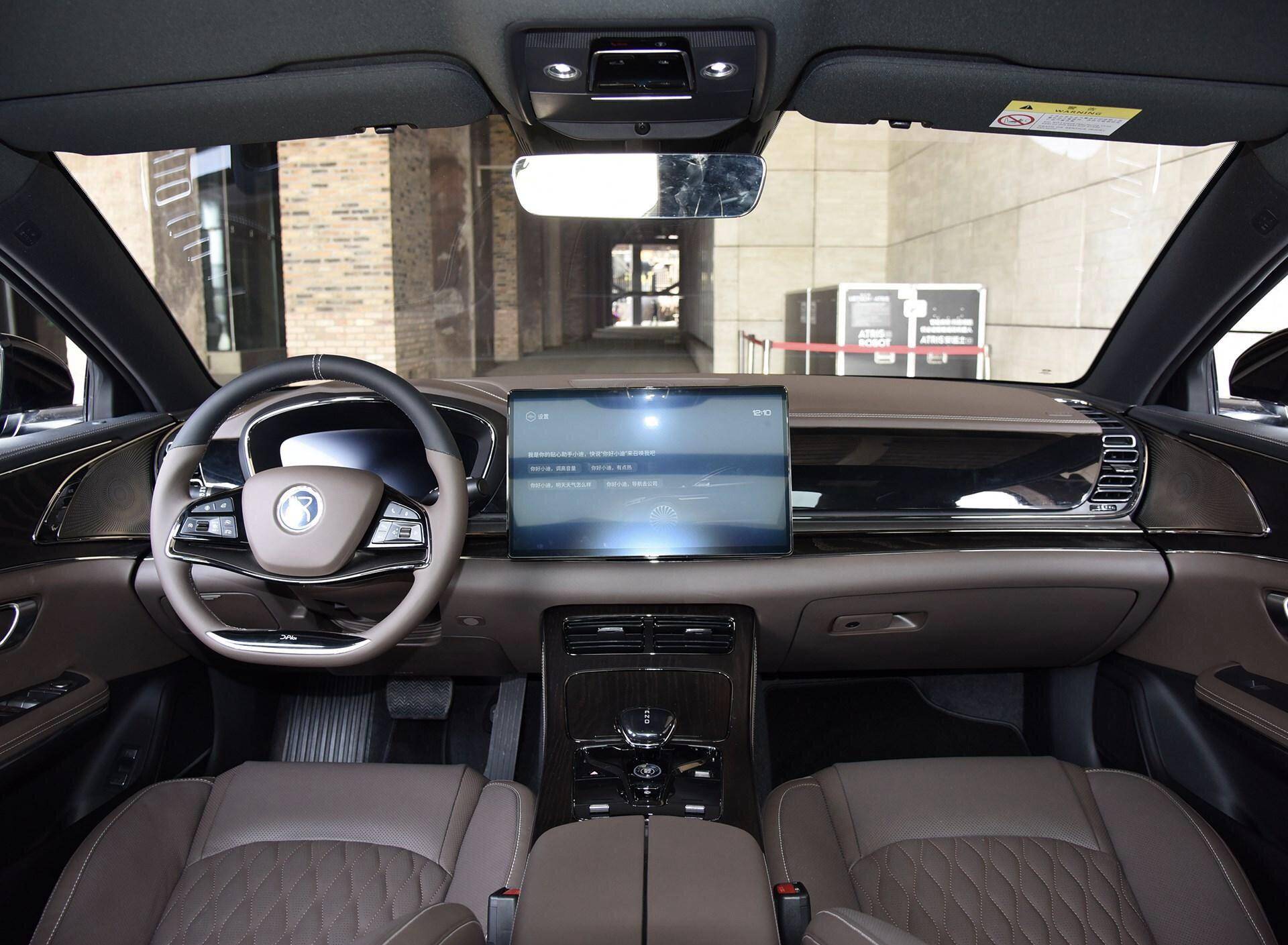 没上市订单就破1.5万辆!这车敢和特斯拉对抗,还是国产出品