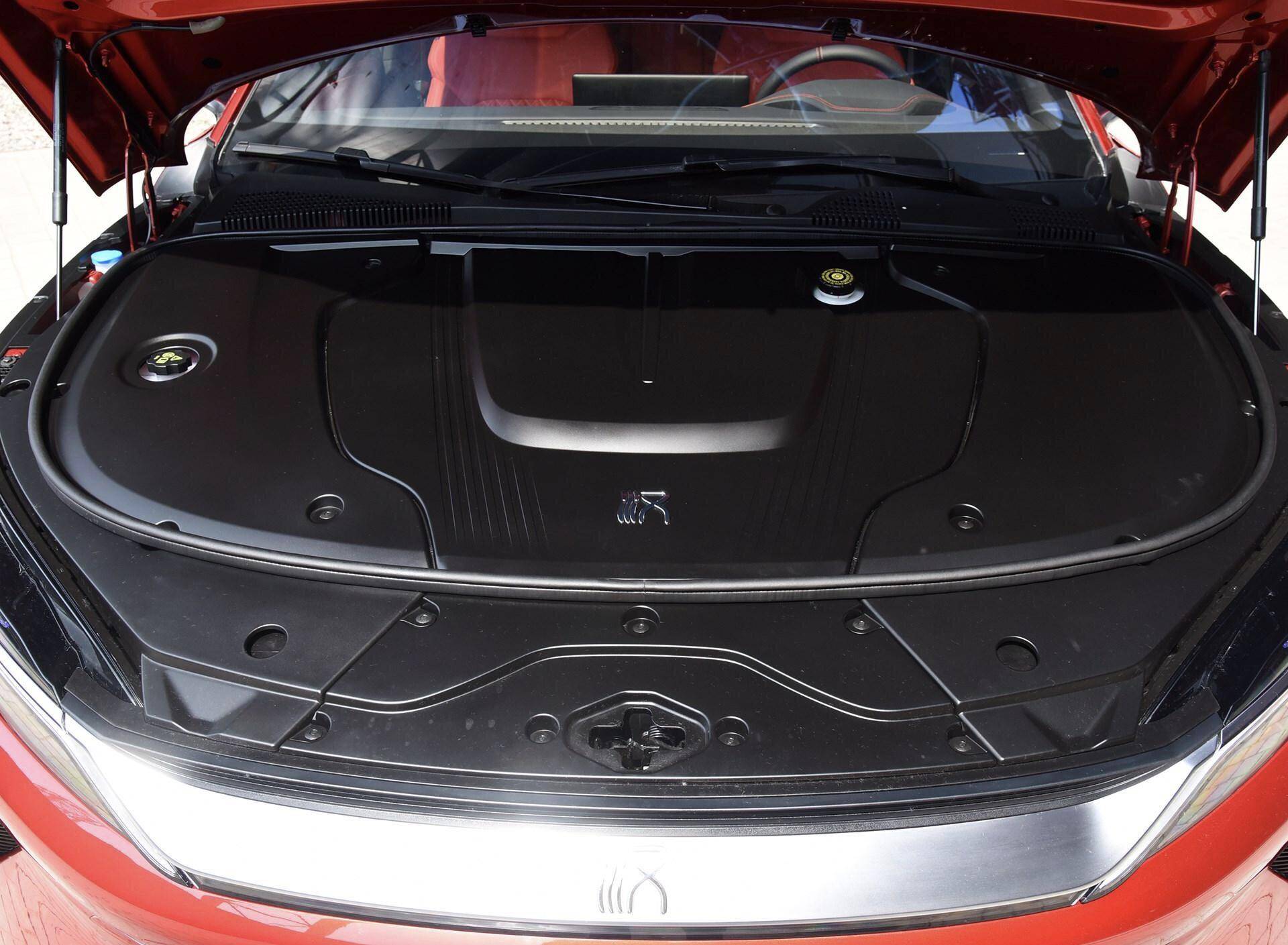 没上市订单就破1.5万辆!这车敢和特斯拉对抗,还是国产出品