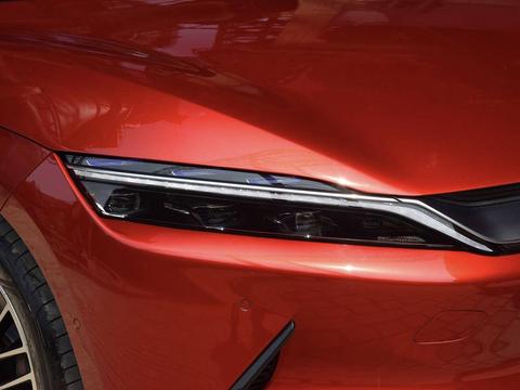 没上市订单就破1.5万辆！这车敢和特斯拉对抗，还是国产出品