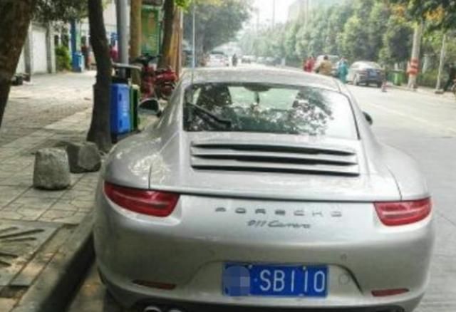 摇到1688车牌，上牌变“L688”，车管所：为了你好