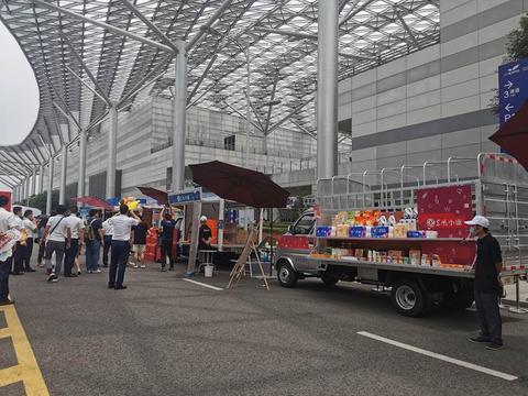 都在准备摆地摊？要不你再看看这款车？