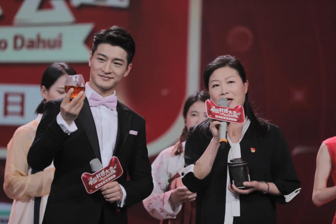 卫视江西卫视《中国村播大会》首场直播带货消费扶贫活动隆重举行