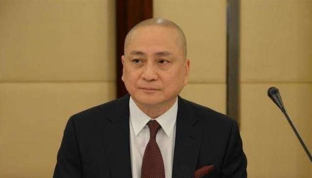 63岁汤镇宗家有喜事女儿与46岁马国明相恋与其岳母相差11岁