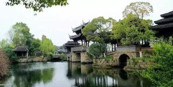 暑假上海旅游：钢雕公园，上海车墩影视城，闻道园，韩湘水博园