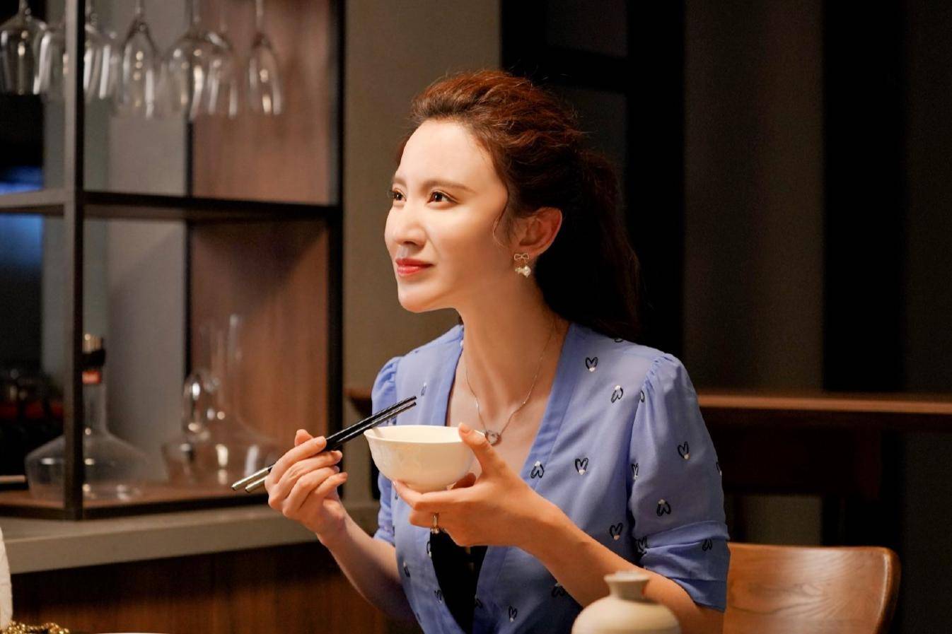 《姐姐》也有神剪辑？张萌回应冷落沈梦辰一事：聊了10分钟没播