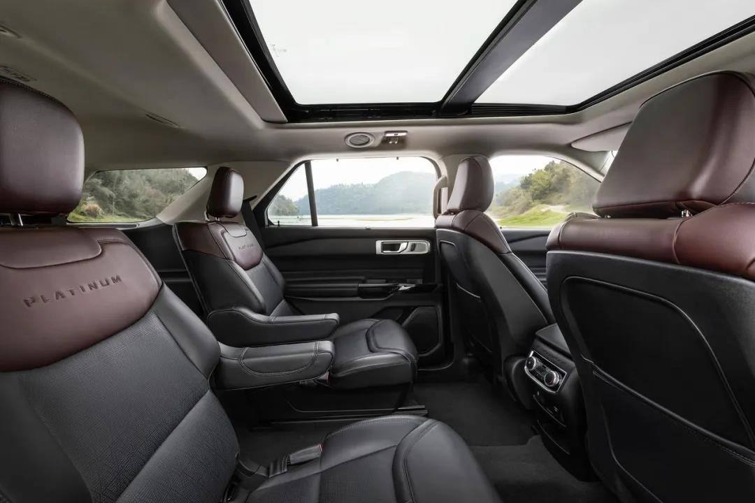 如何用30万的预算获得100万的享受?MPV+Mustang+SUV=探险者!