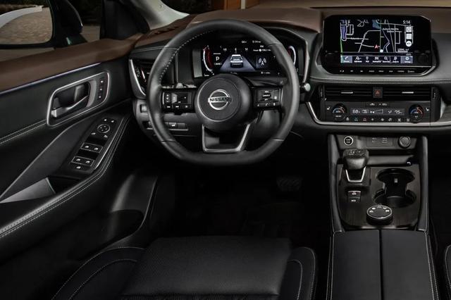 新款变硬派了,日产卖得最好的SUV终于换代了!