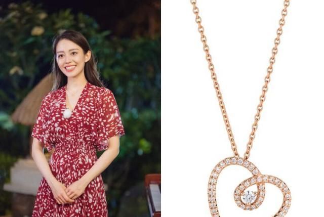 郎朗嫩妻吉娜爱丽丝戴De Beers珠宝秀琴艺,穿LV俏皮当学人精!
