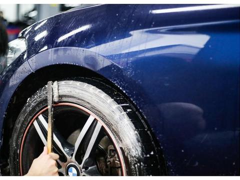 汽车轮胎在夏季应该如何保养？修车师傅：不同的环境有不同的方法