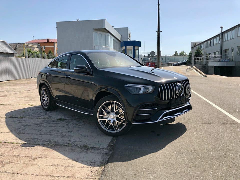奔驰amg gle 53,奔驰amg gle 63 硬朗的运动感 梅赛德斯-amg gle 53 coupe海外实车