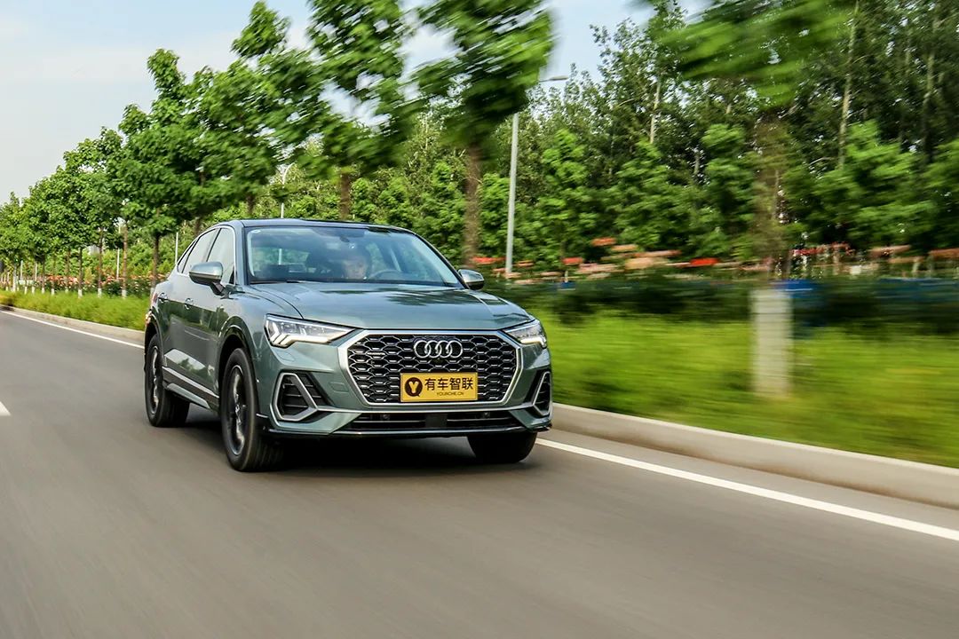挑剔颜控都选它!深度试驾奥迪q3轿跑suv