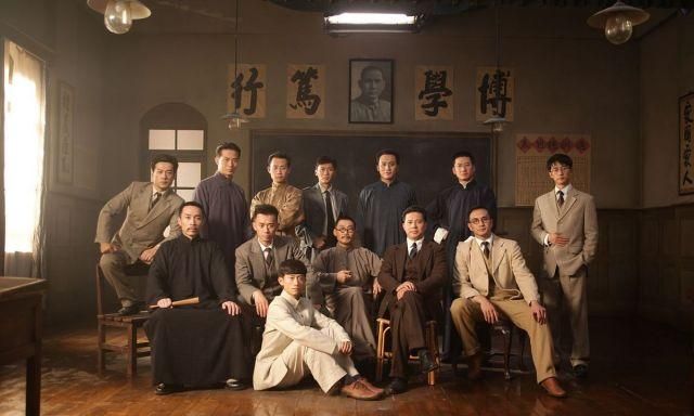 《開國將帥授勛1955》，上百名影視大咖齊聚，劍指數(shù)十億票房