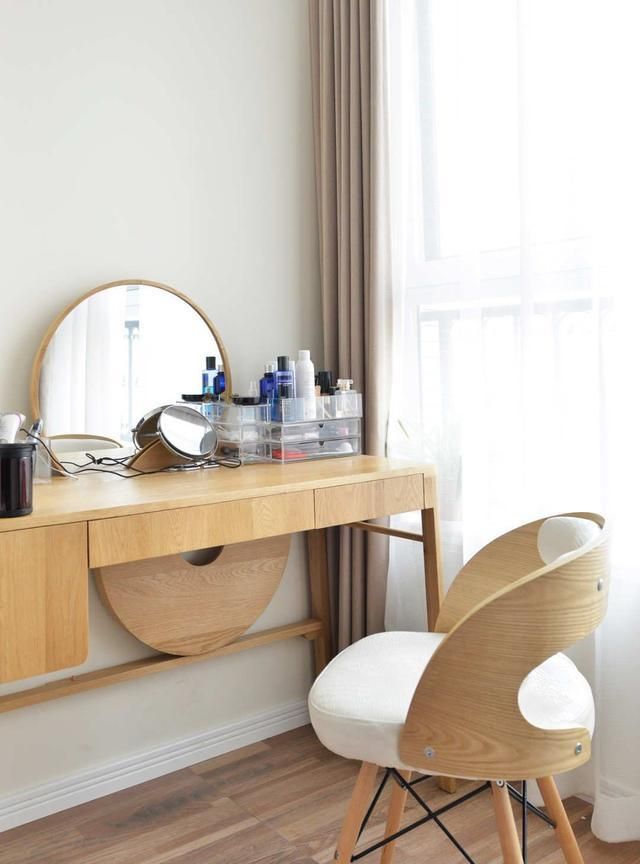 见过最美的中式,客厅坚持做个小抬高,餐厅一分为二多间房