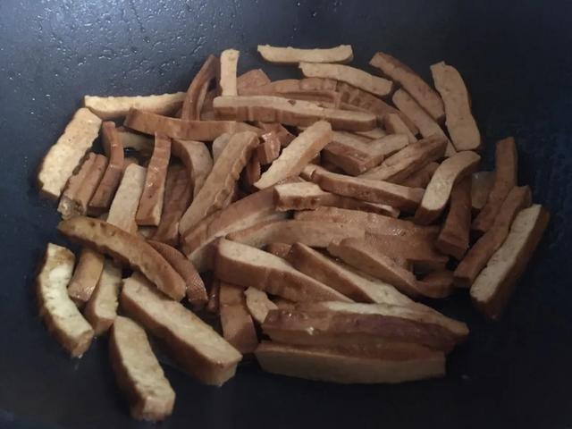 钙含量是豆浆30倍的豆制品,只需要3块钱,下酒菜小零食全都有