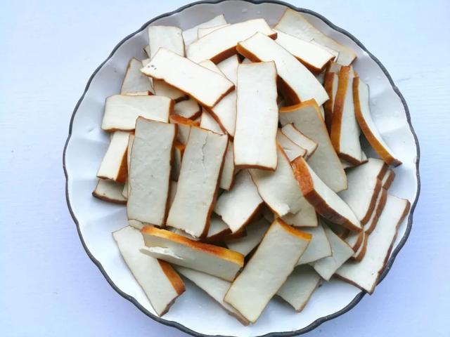 钙含量是豆浆30倍的豆制品,只需要3块钱,下酒菜小零食全都有