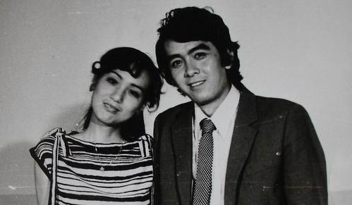 “痣美人”李建群，和导演同居27年不领证，62岁患癌老得认不出