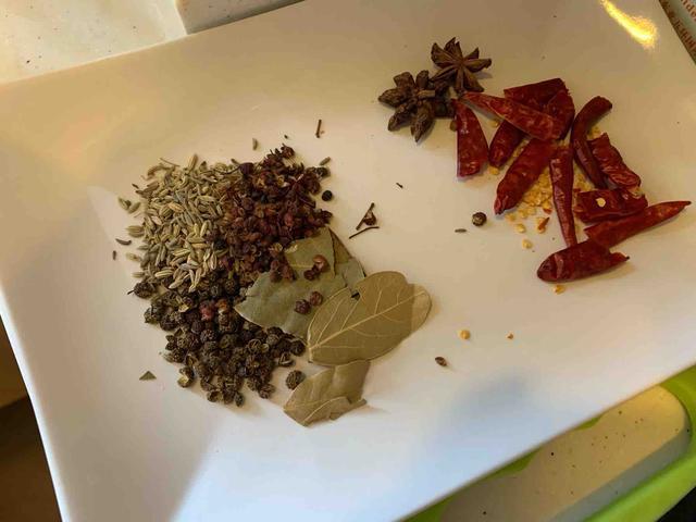 炖羊汤忌讳的是加了它,用了会营养损失味不美,以后别再放错了!