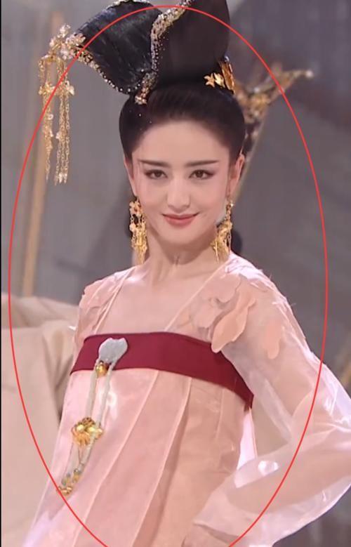 有种长胖叫佟丽娅,时隔12年再扮"赵飞燕",祸国妖姬本姬