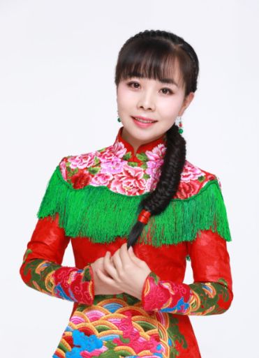 国家一级演员：因买不起房，放弃名利回农村