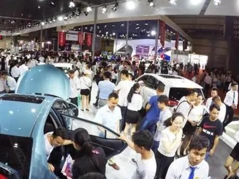 车展变成拳击场？重庆车展变经销商肉搏现场