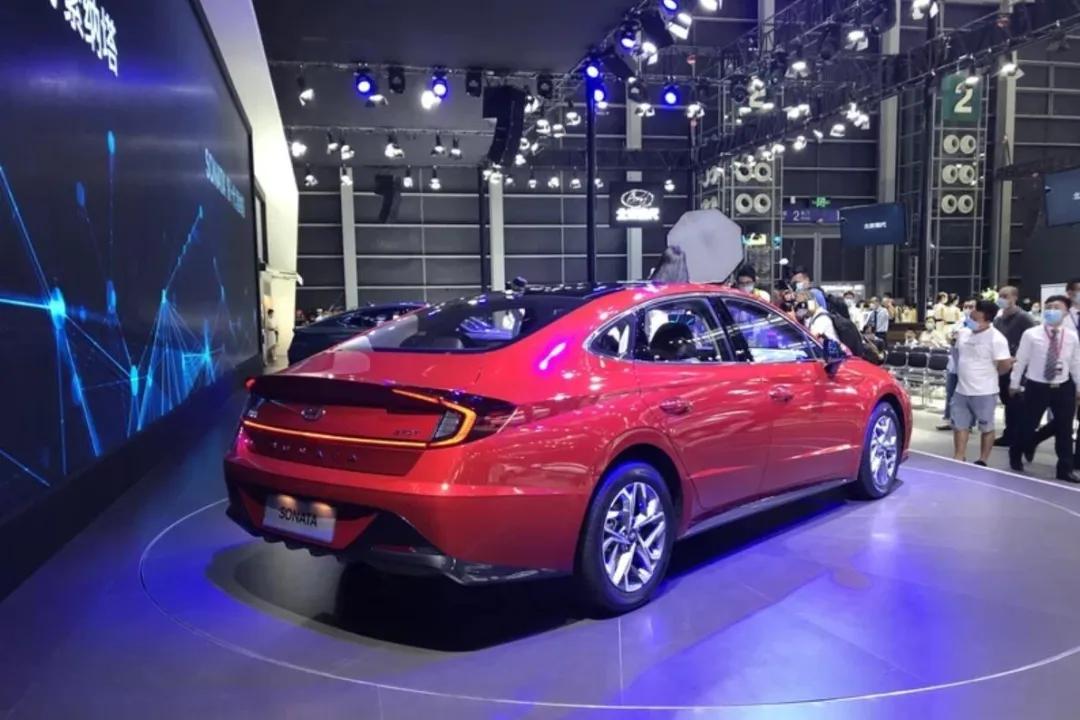 粤港澳大湾区车展新车汇总,两厢思域、探岳X、新GLA领衔亮相