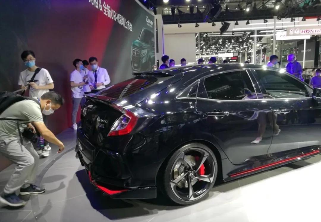 粤港澳大湾区车展新车汇总,两厢思域、探岳X、新GLA领衔亮相