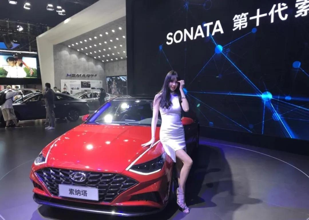 粤港澳大湾区车展新车汇总,两厢思域、探岳X、新GLA领衔亮相