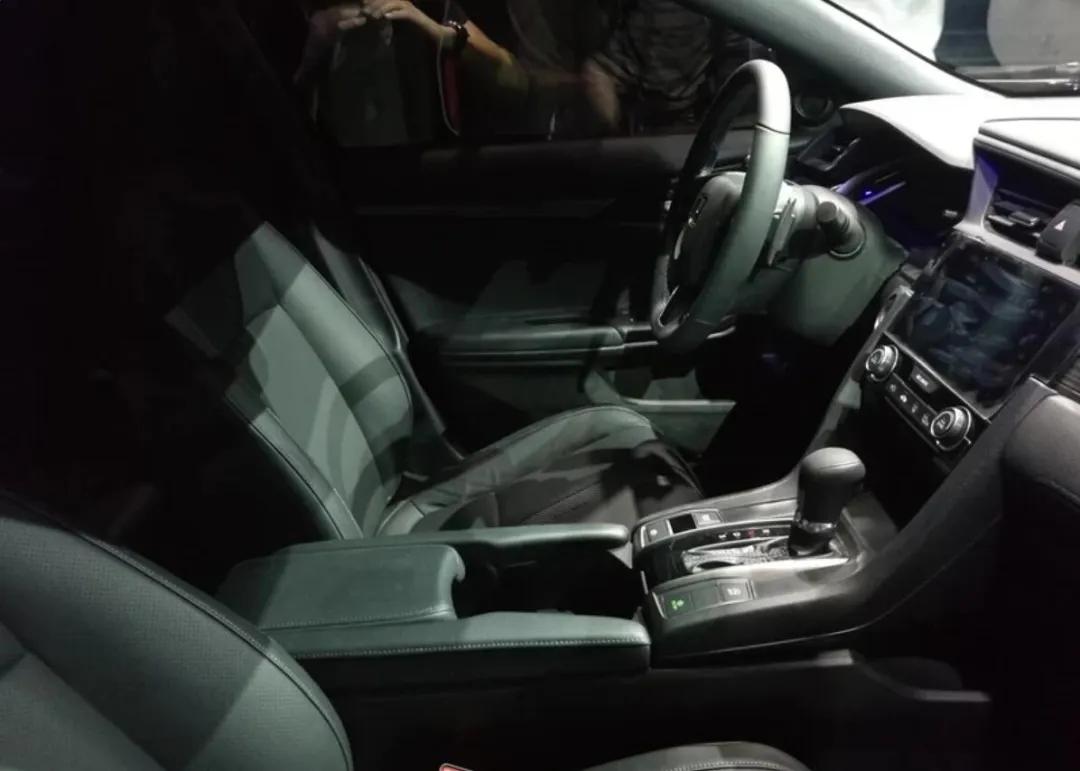 粤港澳大湾区车展新车汇总,两厢思域、探岳X、新GLA领衔亮相