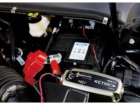 在4S店保养要注意什么？离职销售说了实话，不少车主上当受骗