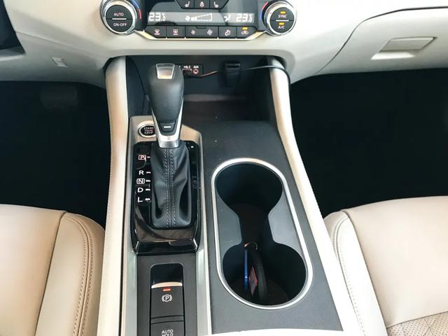 升级新手爸妈 除了带娃神器更缺不了TA