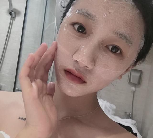 女生敷完面膜后,建议做好4件事,坚持2个月能嫩成"婴儿