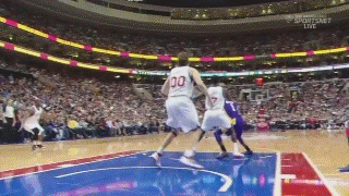 ç§æ¯çæ»ç©ºæå¤éå¤©ï¼çè¿äºå¾ä½ å°±ç¥éï¼ç©ºä¸­éªèº²é©¬åºç4äººå´å µ