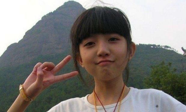 还记得10年靠一张自拍,一夜爆红的"头像霸主"女孩吗