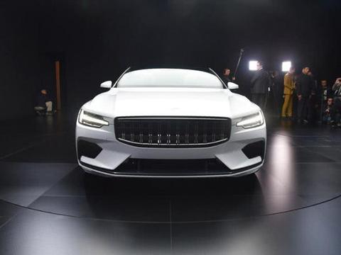 李书福的努力没白费，吉利新车被18个国家疯抢，真给国产车长脸