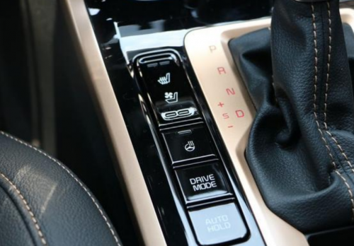 好看的皮囊和亲民的价格，这样的全新起亚K3真能吸粉