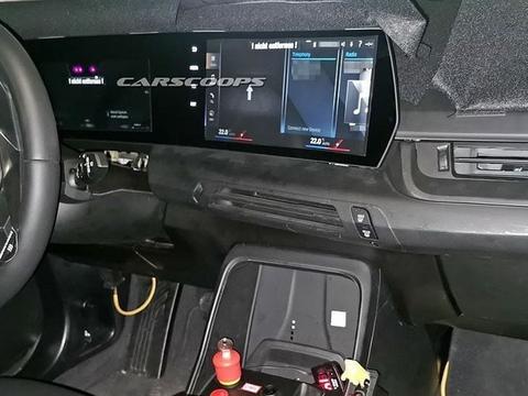 全新宝马2多功能旅行车路试谍照 运动又硬朗的MPV车型