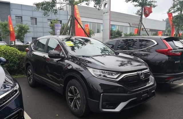 本田crv2020手动挡图片,本田crv2020款手动挡 2020款本田crv实车到店,颜值,配置皆提升,又将是个爆款选手?