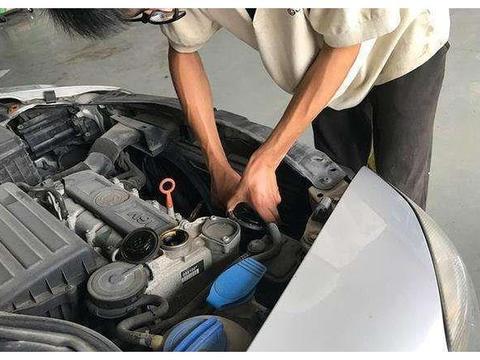 修车换下的3个旧件很值钱，别不好意思拿，或许能换一箱油钱