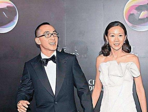 赌王次子何猷龙:娶了初恋,与绯闻绝缘,自主创业,不争家产