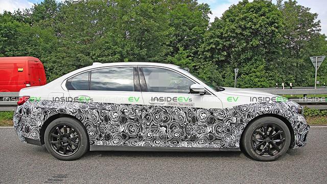 预计2022年国产/基于长轴版打造 宝马3系纯电动版最新谍照