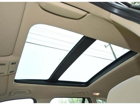 爱车人士有很多，却不知道车子天窗该如何保养，别等漏水再学习！