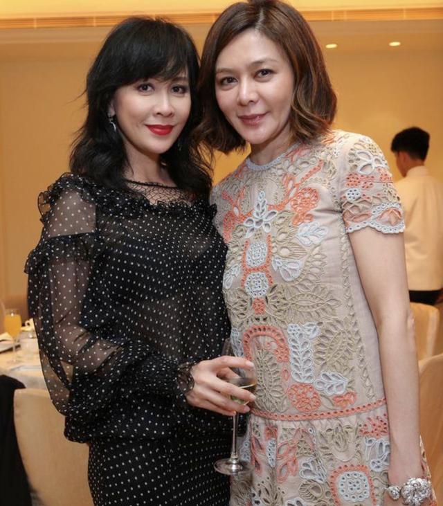 关之琳与陈泰铭被曝仅办婚礼未领证,女方任性提分手错失古堡酒店