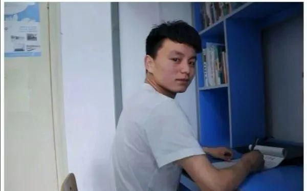 湖北工程学院这位兵哥哥,考研到华中科技大学!他为何如此优秀?
