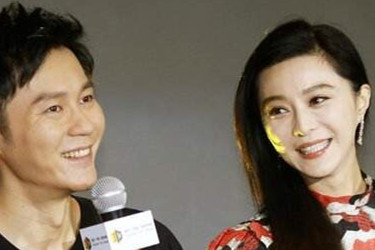 单身却有两把牙刷和女性化妆品,李晨恋情疑曝光,有新女友了?