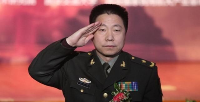 17年了,杨利伟为何没再上天?原因不仅让人感动,更让人敬佩