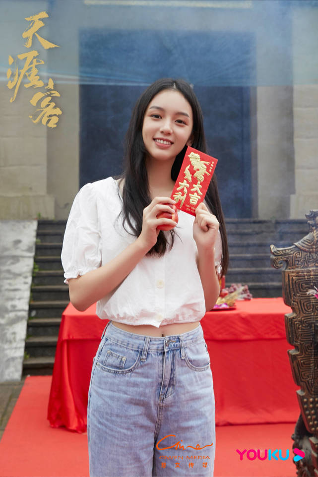 《天涯客》双男主定妆照,网友:这确定不是同一个人吗?