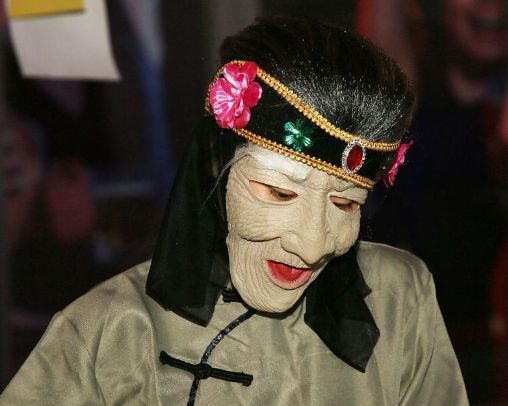 郑州孟婆汤火遍全国,喝了真的能让人忘记一切吗?网友真相了
