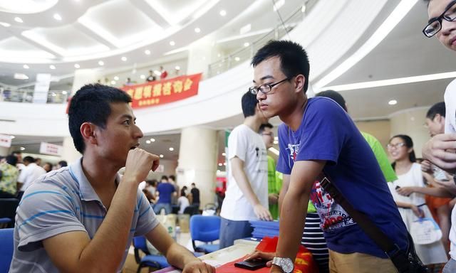 2020江汉区小学排名_武汉多区公布2020小学新生入学指南,一区对口划片已