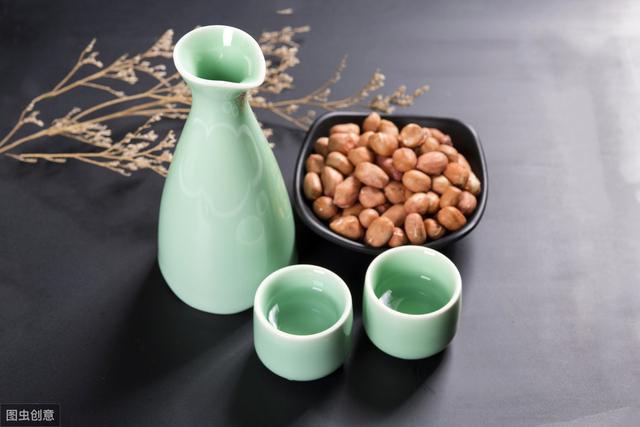 йĻƾ߷չ6׶ Ӣ۵ͱȨıǨ