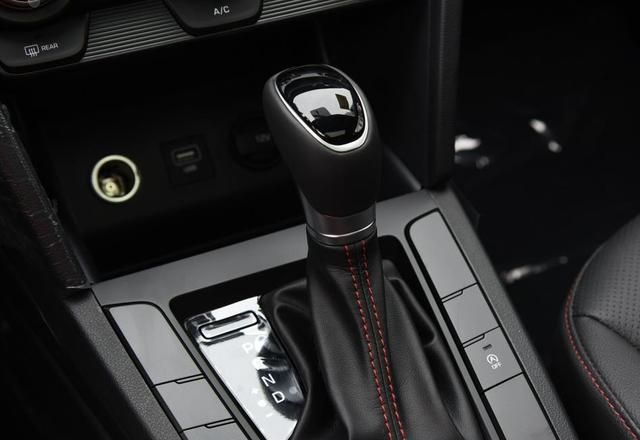 我想买现代领动1.6L智炫青春型,优惠多少?全款上10万吗?